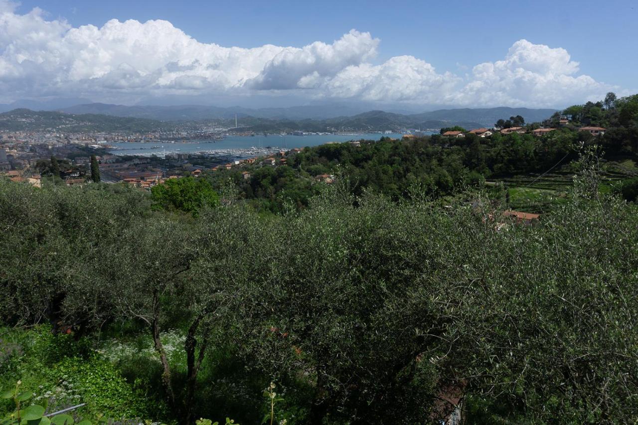 Apartamento Gli Ulivi Sul Golfo E Le 5 Terre La Spezia Exterior foto